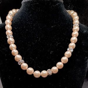 ♠️ Kate spade ♠️ Lady Marmalade Necklace in blush

NWT/NEW